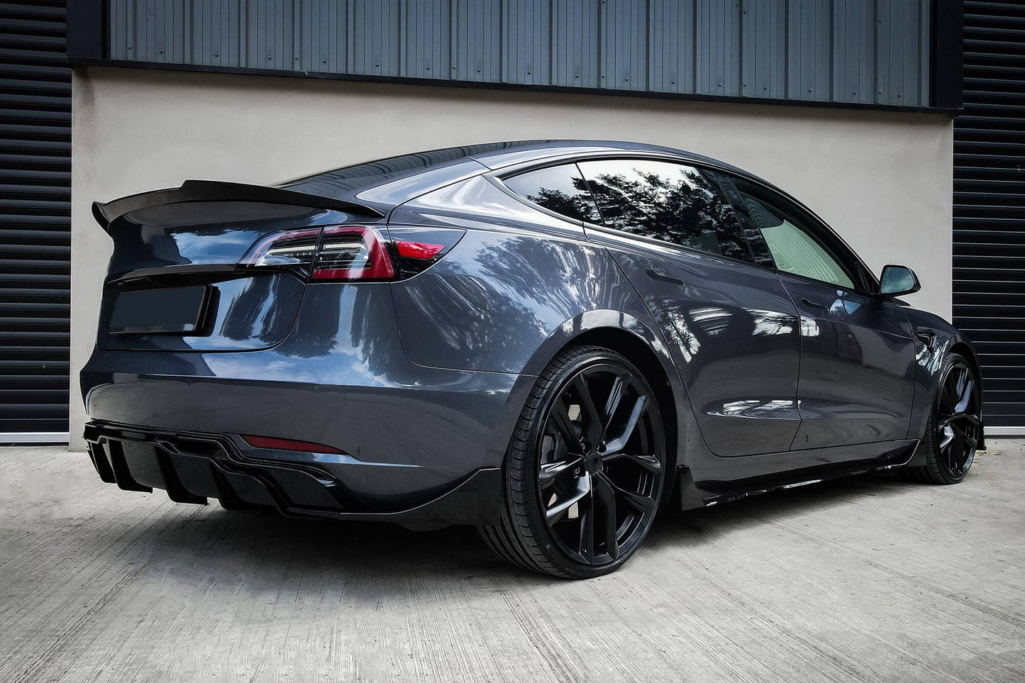 Aero package compatible with Tesla Model 3 (after 2017) with gloss black elements