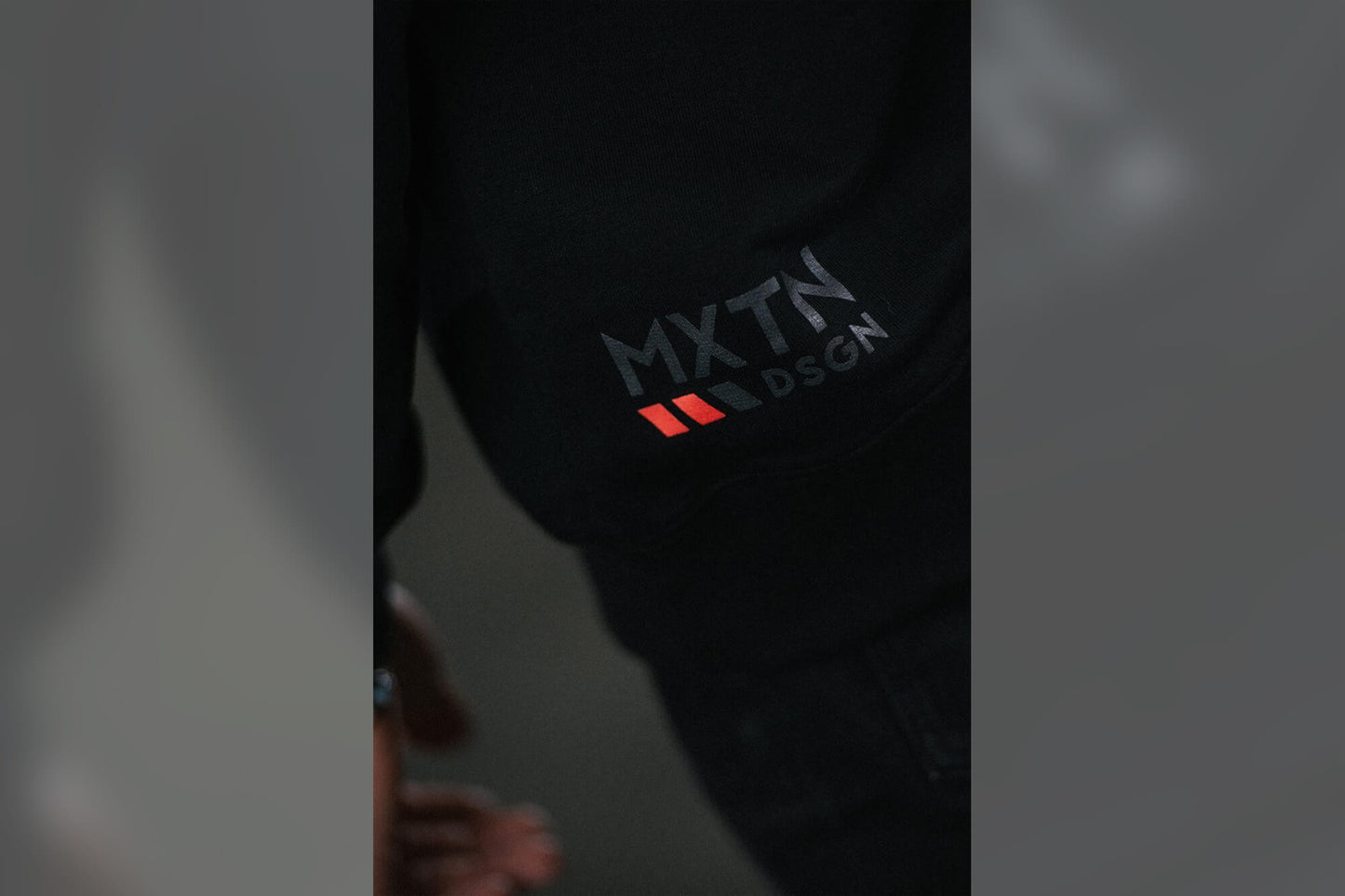 Bluza neagră de bărbați Maxton Design