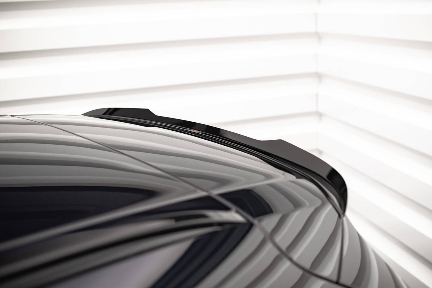 Maxton Design add-on parasolar pentru BMW X5M F15 (2014-2018), negru lacuit