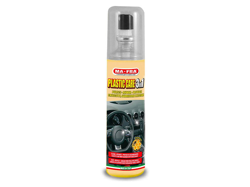 Ma\*Fra Plastic Care 3 în 1 loțiune pentru îngrijirea și curățarea elementelor din plastic 125ml