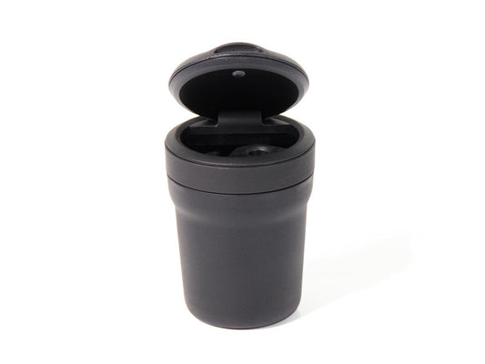 Scrumiera tip cupa Mercedes