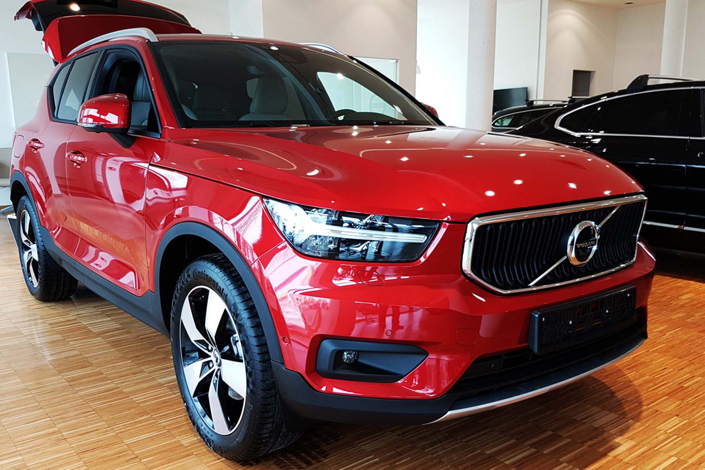 Protectie bara spate Avisa, 2 piese, pentru Volvo XC40 (dupa 2017), crom