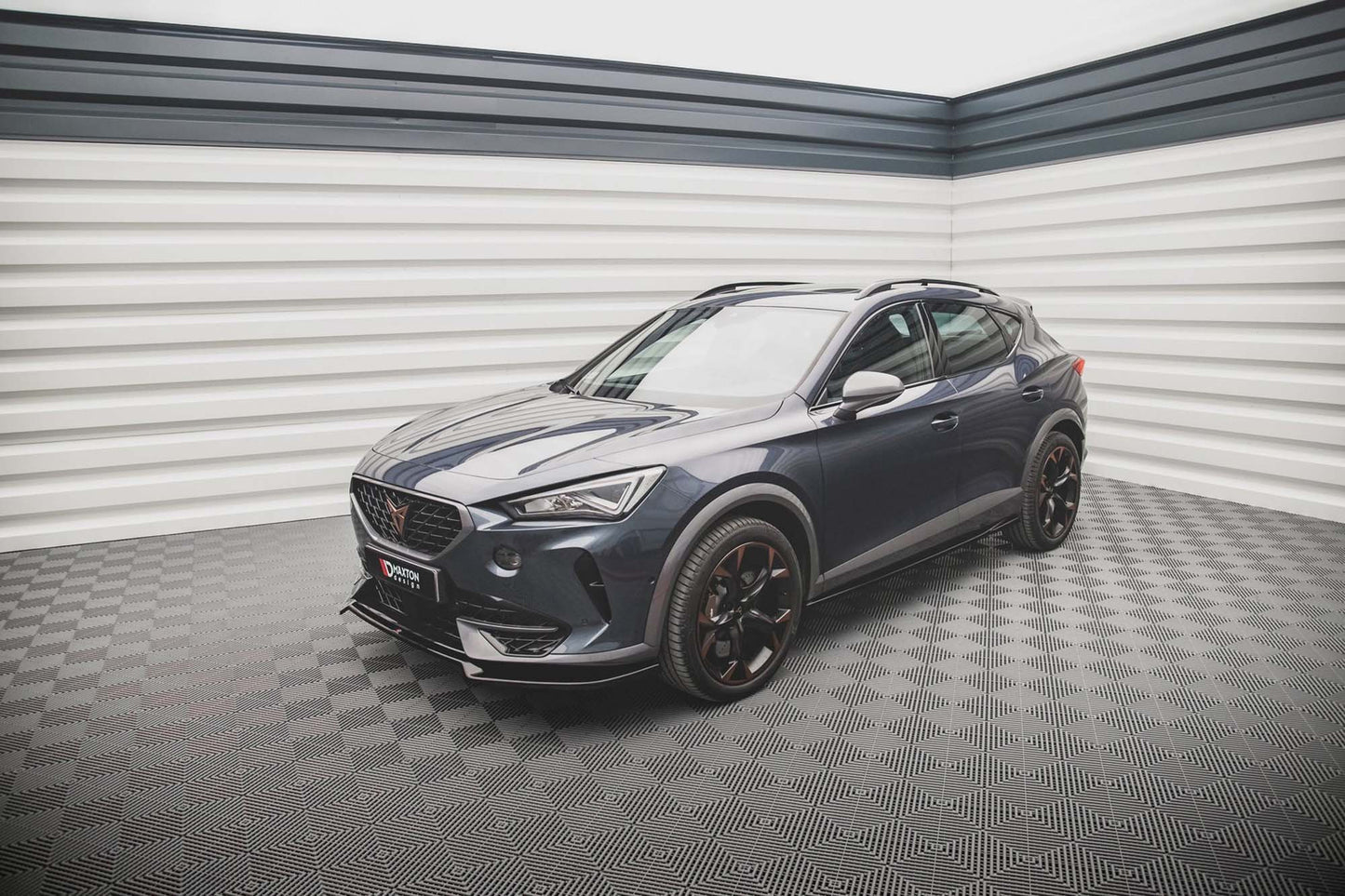 Spoiler Maxton Design Versiunea 3 pentru bara fata Cupra Formentor (2020-2024), Lac Negru