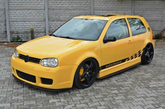 Spoiler Maxton Design pentru bara fata R32 la VW Golf IV (2002-2004), lac negru
