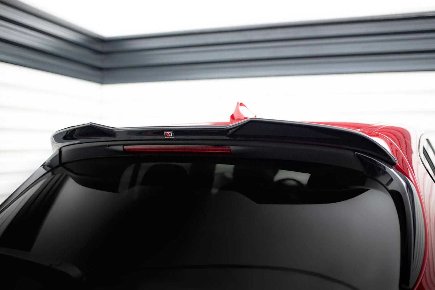 Spoiler Maxton Design pentru plafon Alfa Romeo Tonale dupa 2022, negru lucios
