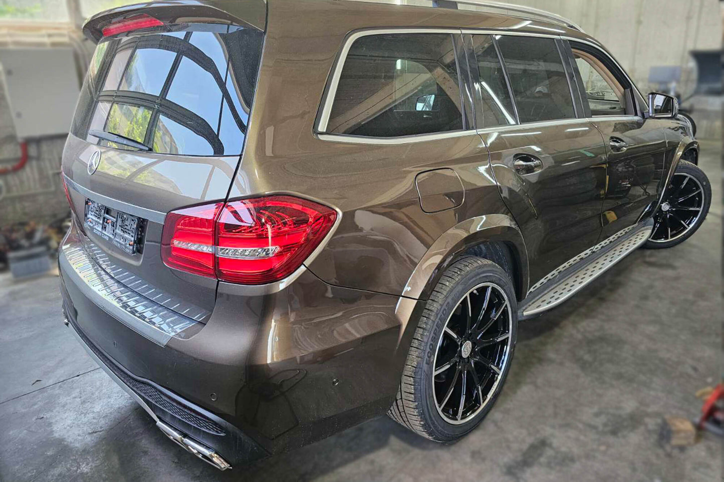Pachet tuning tip 63 compatibil cu Mercedes GL X166 (2011-2015) conversie la GLS X166 2015-2018