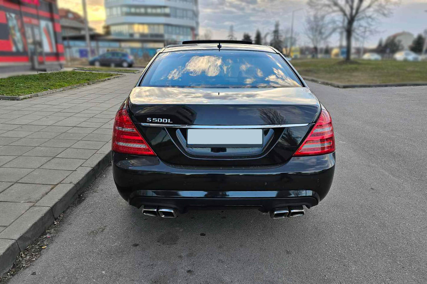 Pachet tuning tip 63 compatibil cu Mercedes S class W221 (2006-2013), compatibil cu ampatament scurt și lung, fără praguri