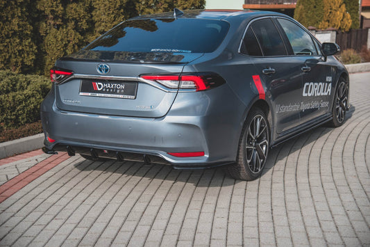 Difuser bara spate Maxton Design pentru Toyota Corolla sedan (2019-), negru lacuit