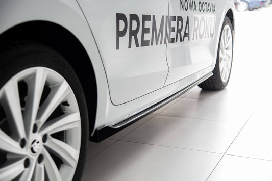Praguri Maxton Design versiunea 1 pentru Skoda Octavia (după 2019), negru mat