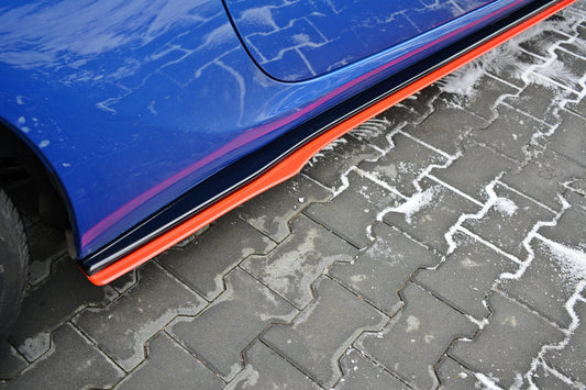 Praguri laterale Maxton Design versiunea 2 pentru Toyota GT86, Subaru BRZ (dupa 2017), culoare carbon