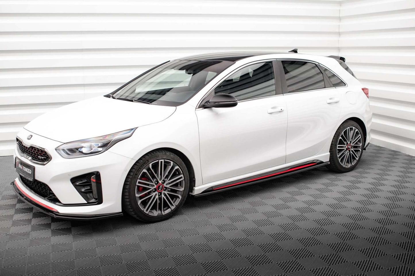 Praguri Maxton Design pentru portiere Kia Ceed GT (2018-2022), negru lac