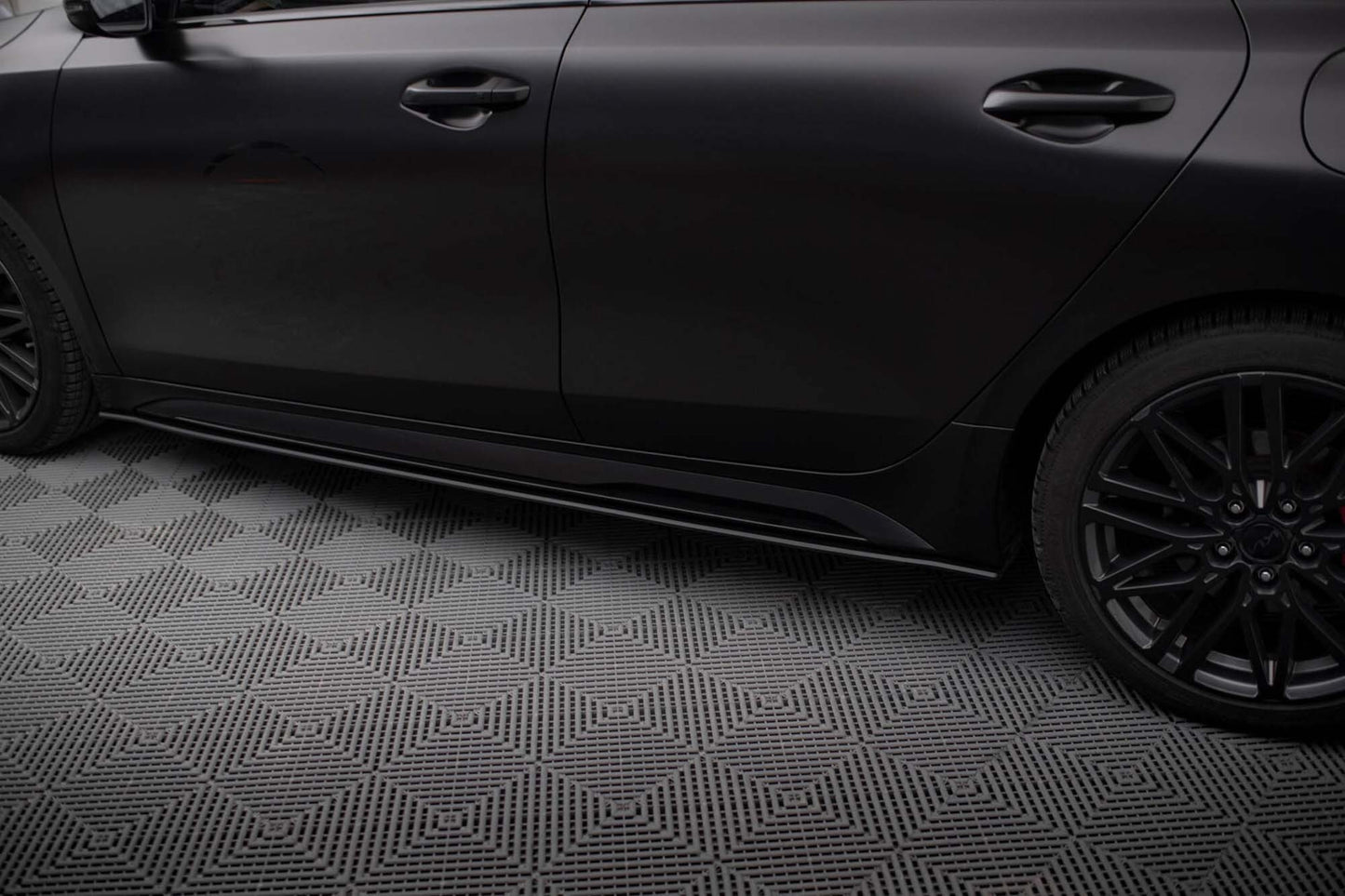 Praguri Maxton Design pentru Kia Pro Ceed, Ceed GT (2022-), negru mat