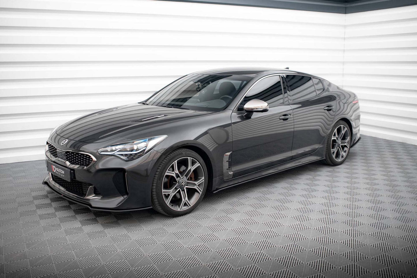 Maxton Design side skirts for Kia Stinger GT-Line (2017-2023), matt black