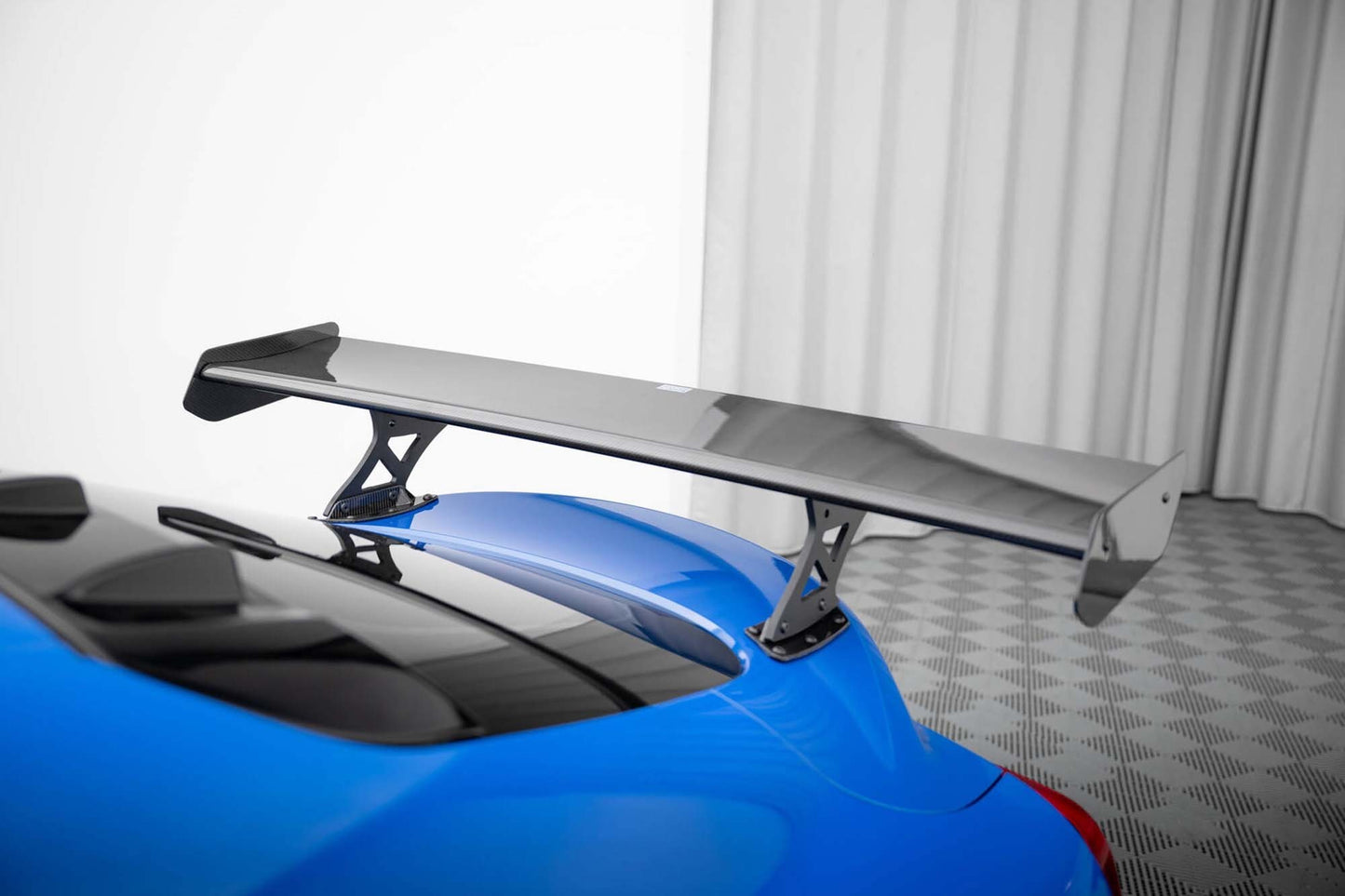 Maxton Design spoiler portbagaj fibră de carbon cu lumină LED frână pentru Toyota Supra (2019-)