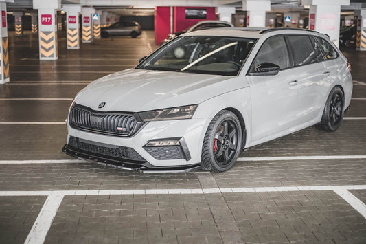 Maxton Design spoiler versiunea 3 pentru bara fata RS a Skoda Octavia (după 2020), negru mat