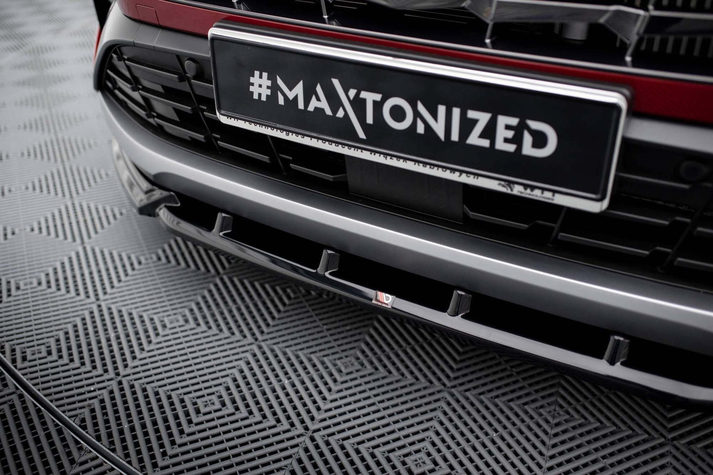 Splitter Maxton Design versiunea 2 pentru bara fata a Hyundai Tucson N-Line (2020-), negru lac