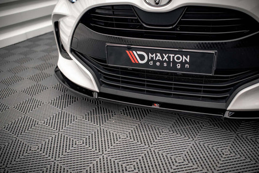 Spoiler Maxton Design versiunea 3 pentru bara fata a Toyota Yaris MK4 (2019+), negru mat