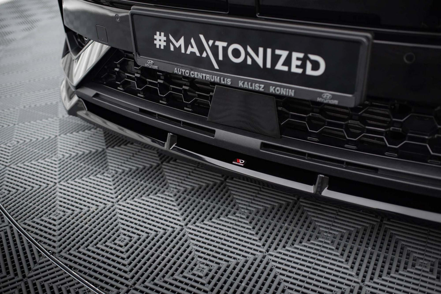 Splitter Maxton Design pentru bara fata a Hyundai Kona N-Line (2022-), negru lac