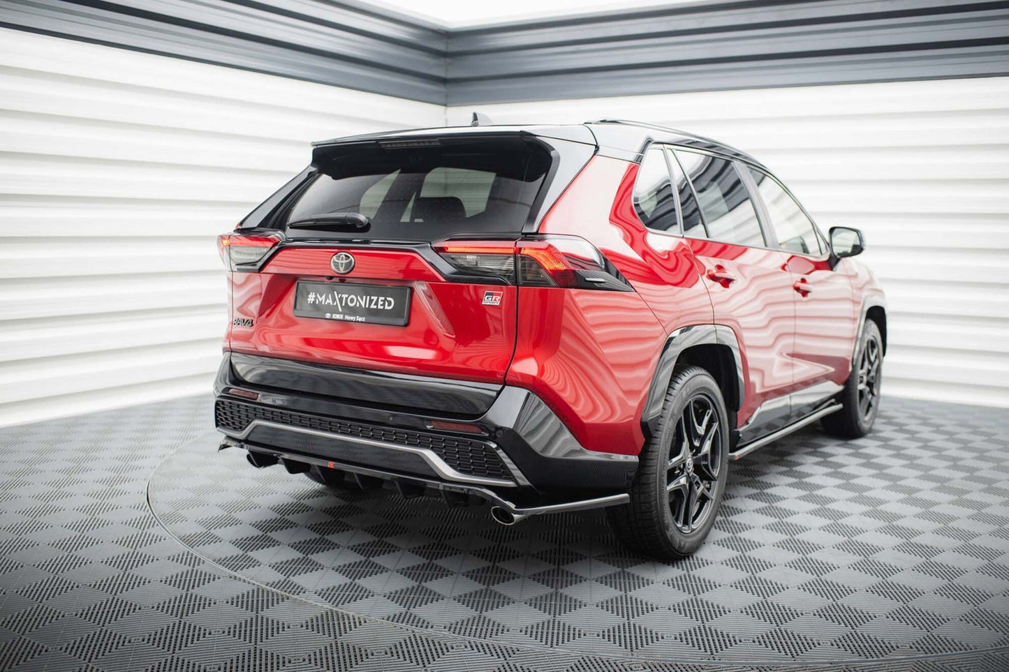 Spoiler bara spate Maxton Design pentru Toyota RAV4 GR Sport (după 2019), negru lucios