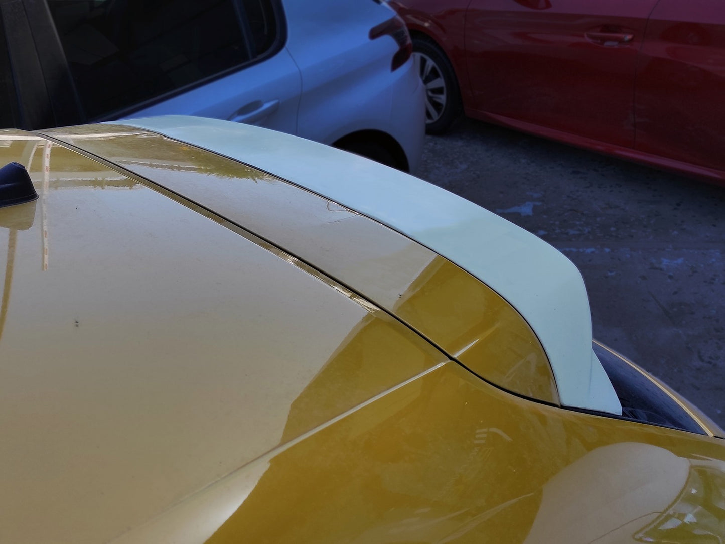 Motordrome Design spoiler versiunea 1 pentru Peugeot 208 Mk2 (2019+)