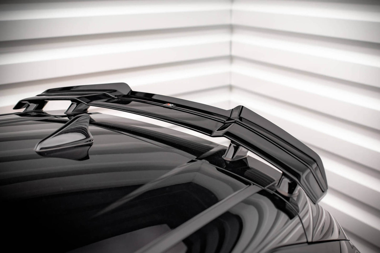 Maxton Design spoiler portbagaj pentru Hyundai i20 N (2020+), negru lac