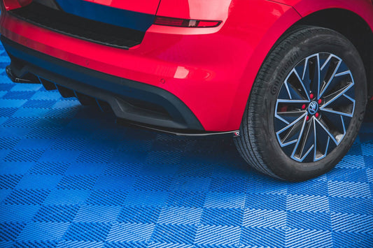 Extensii laterale Maxton Design pentru bara spate a Skoda Kamiq (dupa 2019), culoare carbon