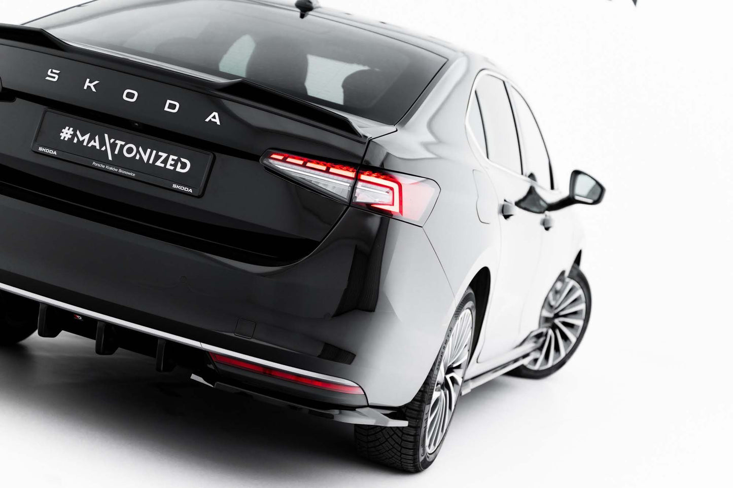 Maxton Design Side Skirts v1 for Skoda Superb (2024 onwards) Rear Bumper, Gloss Black