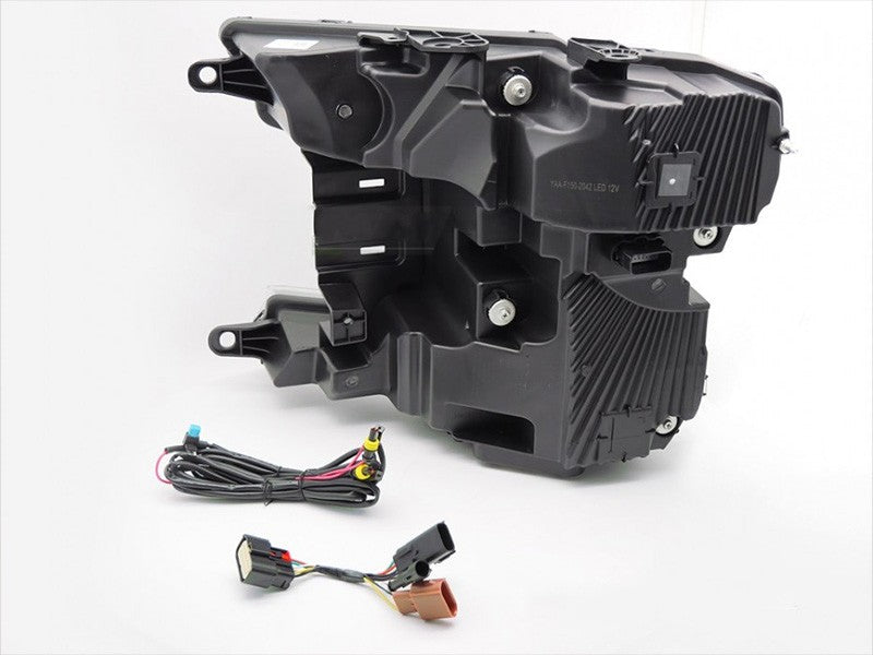 Set faruri LED tuning pentru Ford F150 (2017-2020) cu baza neagra, pentru modelul cu lumini DRL din fabrica, cu semnalizari dinamice, stanga si dreapta