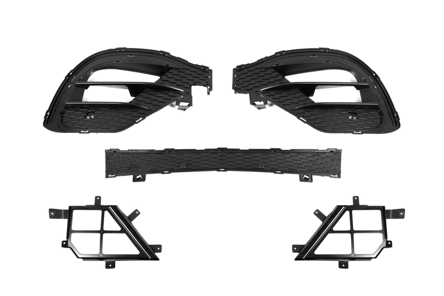 Pachet tuning tip 63 compatibil cu Mercedes GLE SUV W167 dupa 2020, cu elemente negre.