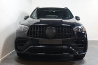 Pachet tuning tip 63 compatibil cu Mercedes GLE SUV W167 dupa 2020, cu elemente negre.