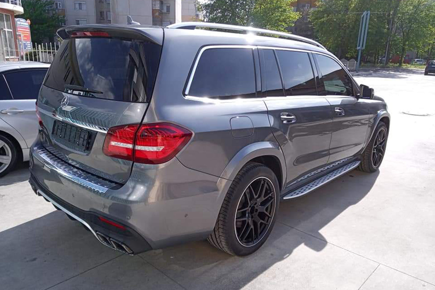 Bodykit AMG tip 63 pentru Mercedes GLS X166 (după 2015)