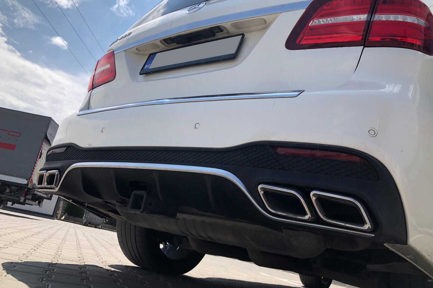 Bodykit AMG tip 63 pentru Mercedes GLS X166 (după 2015)