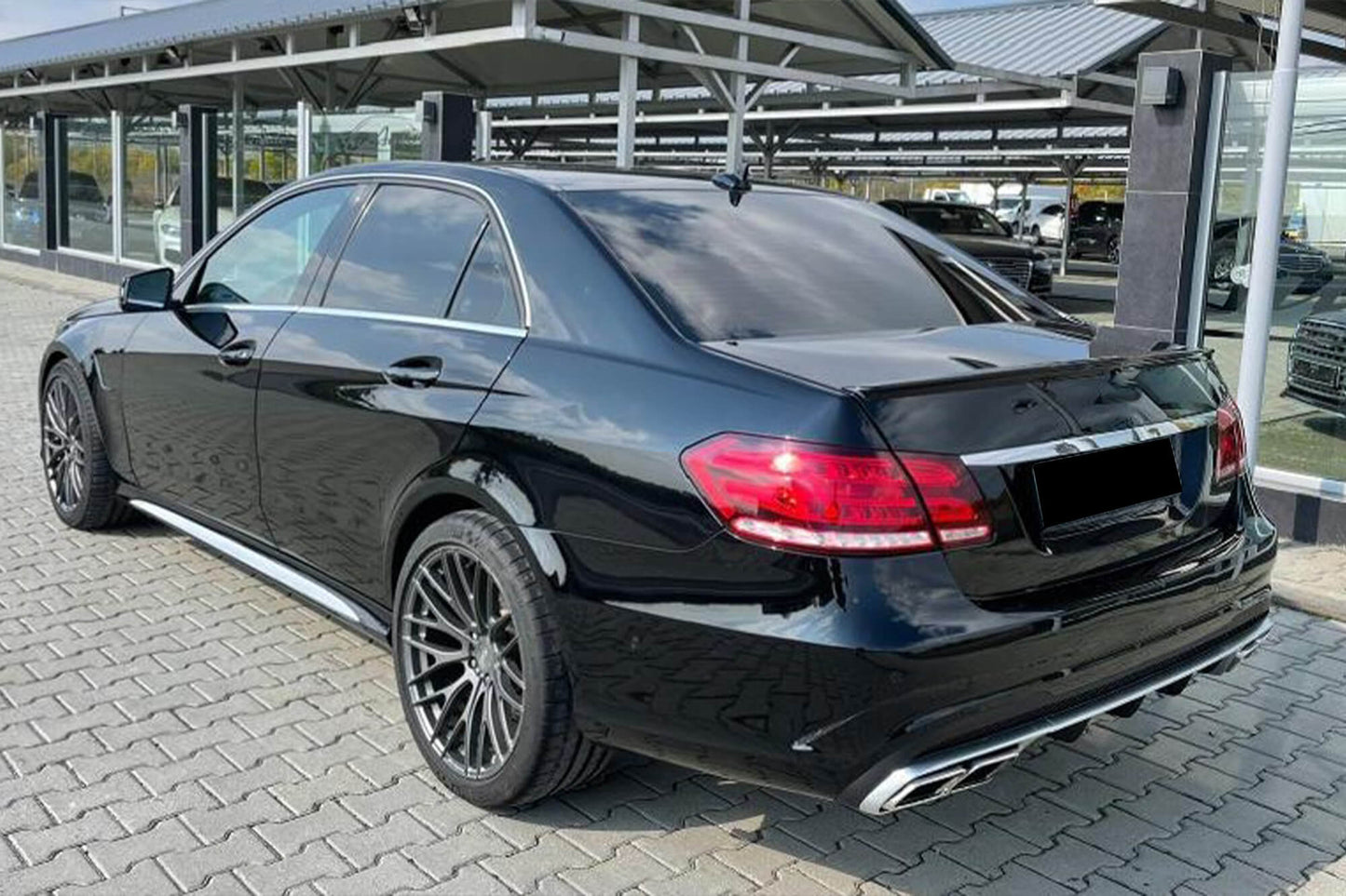 Bodykit AMG tip E63 pentru Mercedes E-Class W212 (2014-2016)