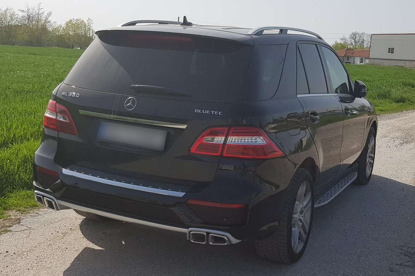 Bodykit AMG tip ML63 pentru Mercedes ML W166 (2012-2015)