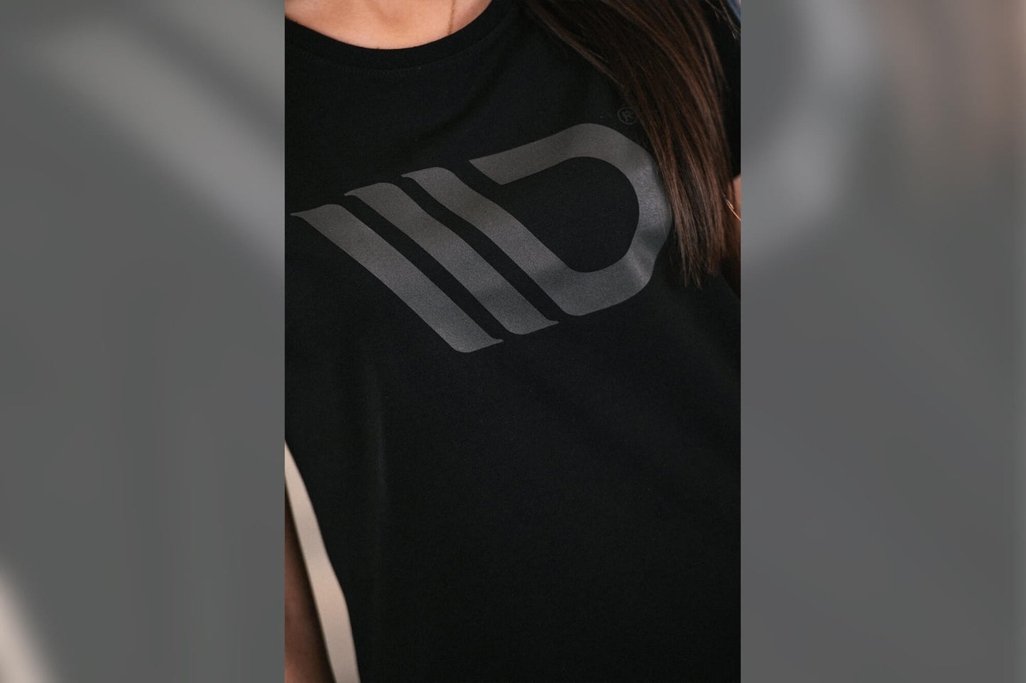 Tricou negru de dama Maxton Design cu logo gri