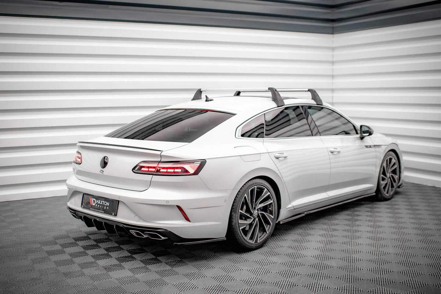 Difuser Maxton Design pentru Volkswagen Arteon R (dupa 2020), negru mat