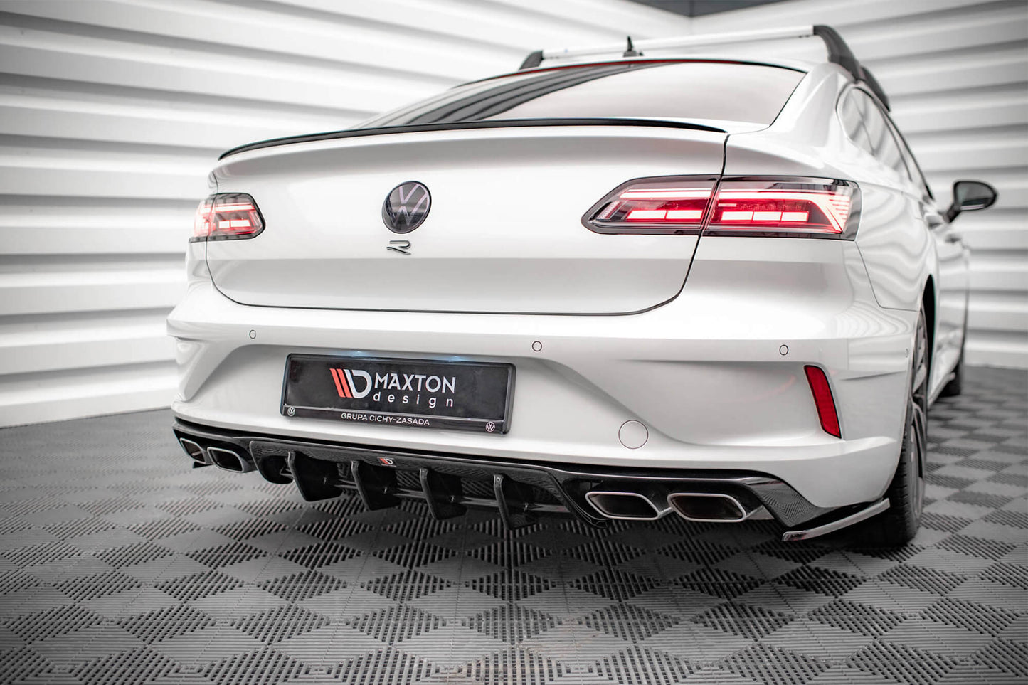Difuser Maxton Design pentru Volkswagen Arteon R (dupa 2020), negru mat