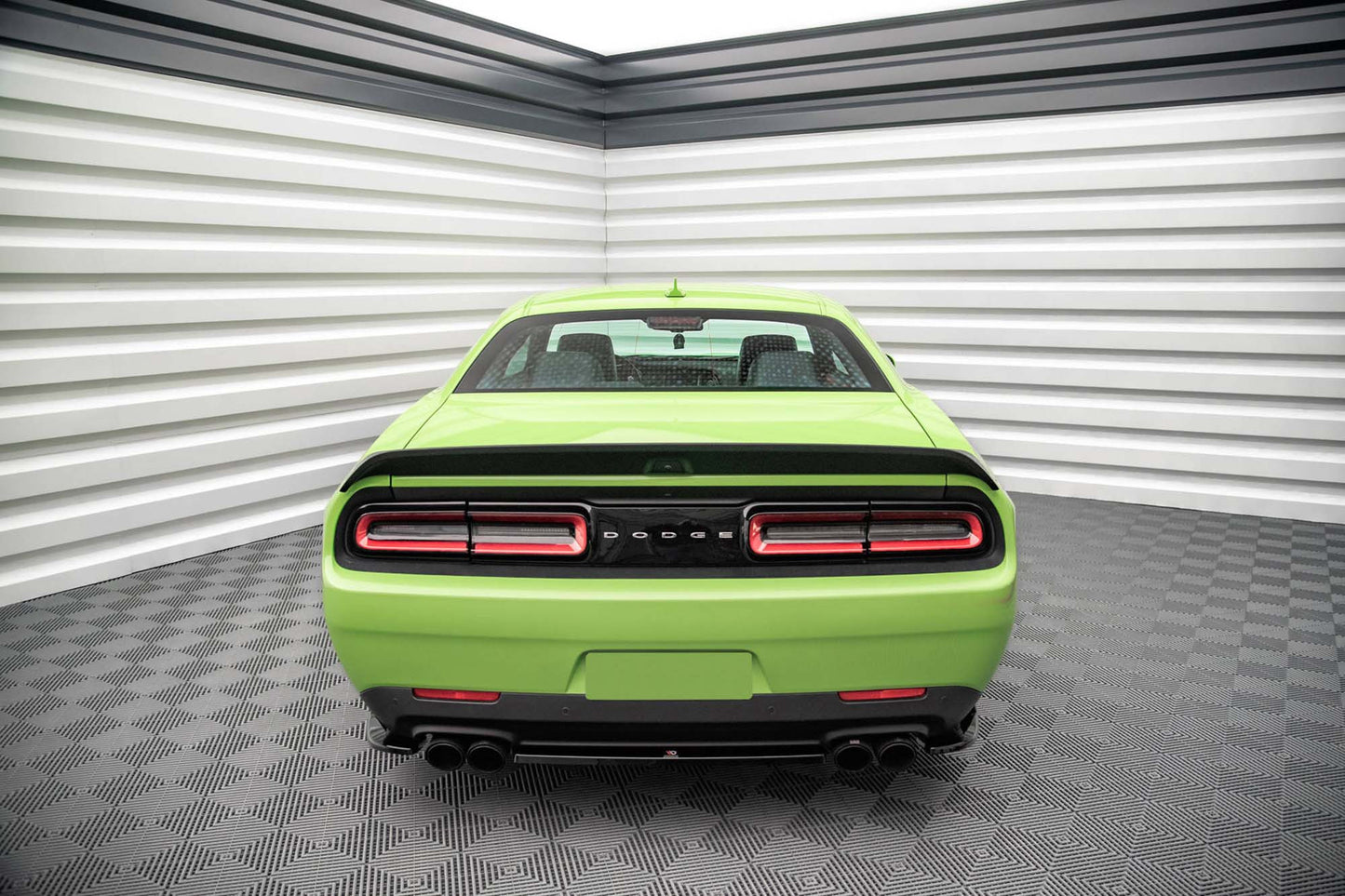 Extensie bara spate Maxton Design pentru Dodge Challenger SRT Hellcat Widebody (2015-2023), negru lacuit