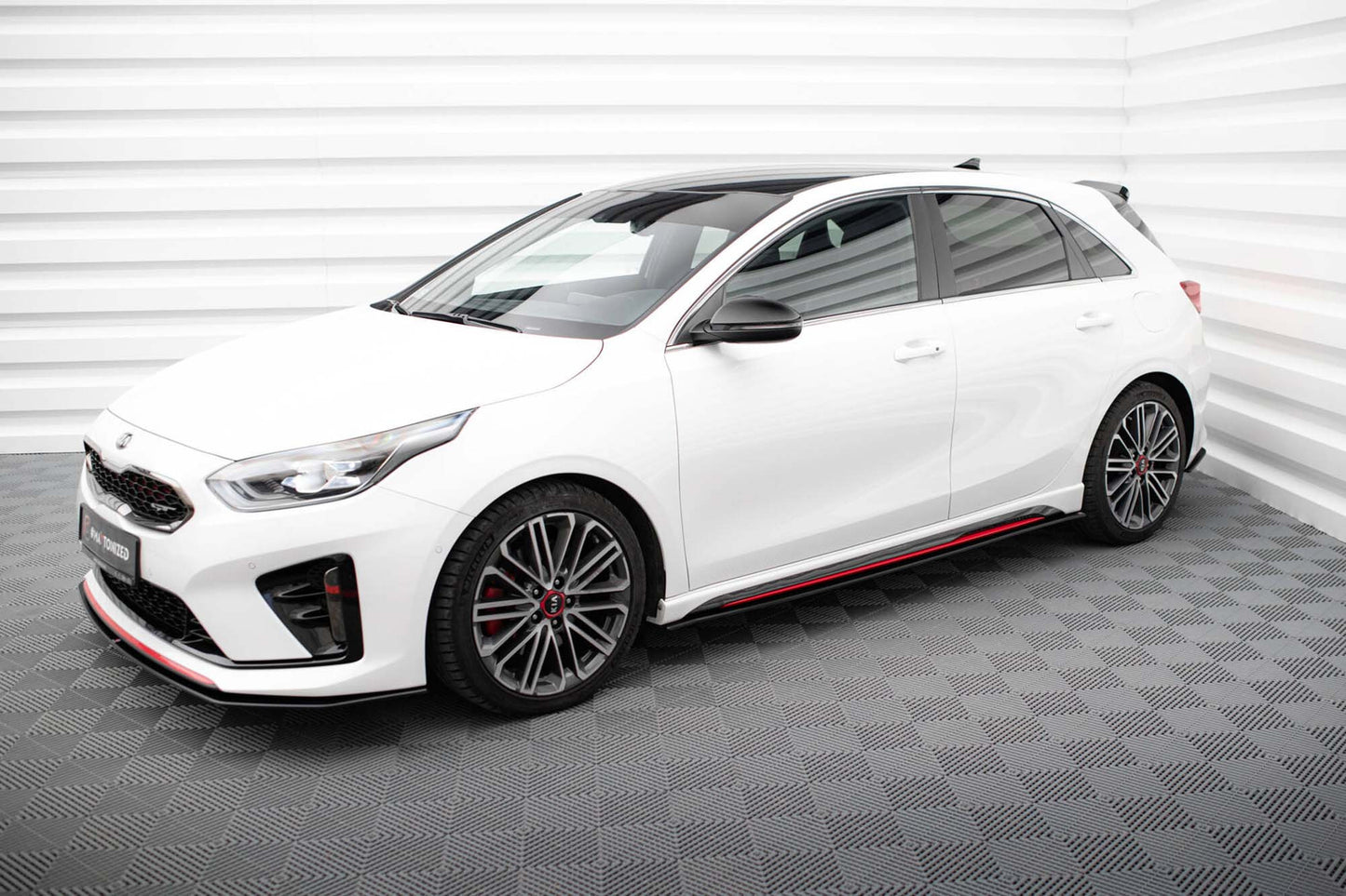 Praguri Maxton Design pentru Kia Ceed GT, Proceed GT (2018-2022), negru mat