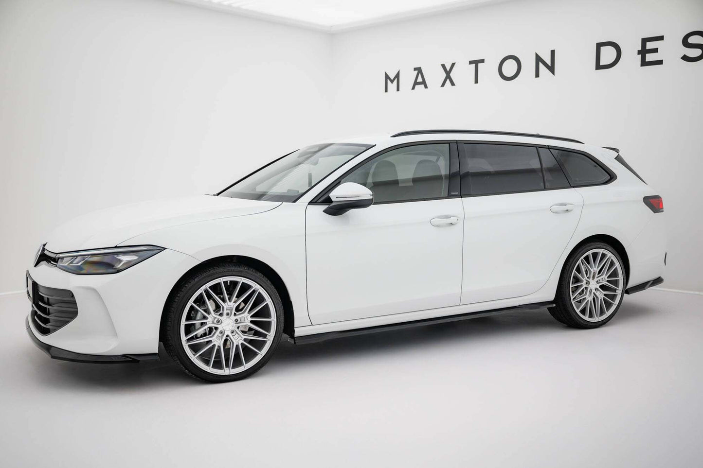 Praguri Maxton Design pentru Volkswagen Passat B9 (dupa 2024), lac negru