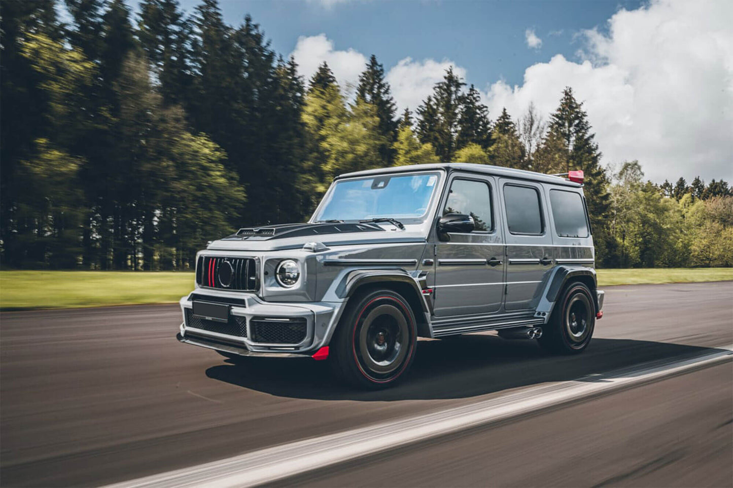 Pachet Carbon B design compatibil cu Mercedes G-Class W464 (după 2018) pentru modelul echipat cu bare AMG