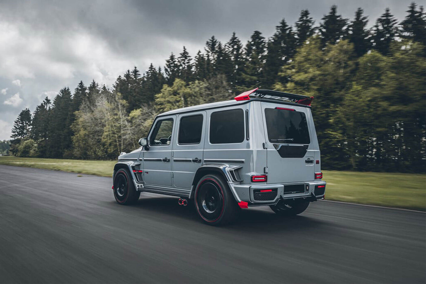 Pachet Carbon B design compatibil cu Mercedes G-Class W464 (după 2018) pentru modelul echipat cu bare AMG