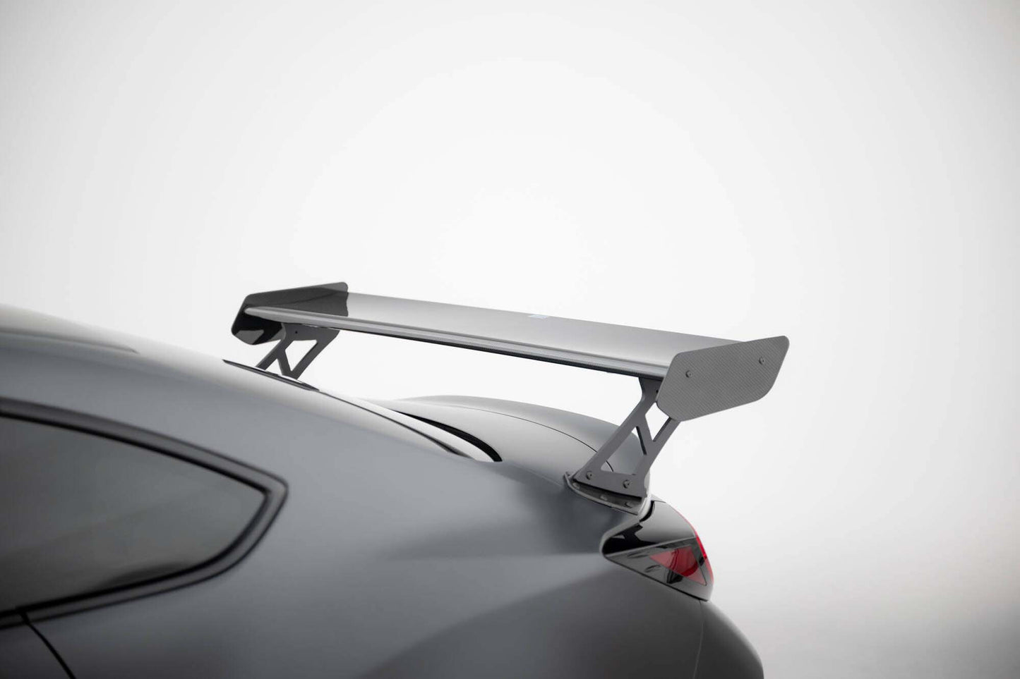 Spoiler / Wing Maxton Design din fibra de carbon pentru aripa portbagajului cu stop frana LED pentru Toyota GR86 (dupa 2021)