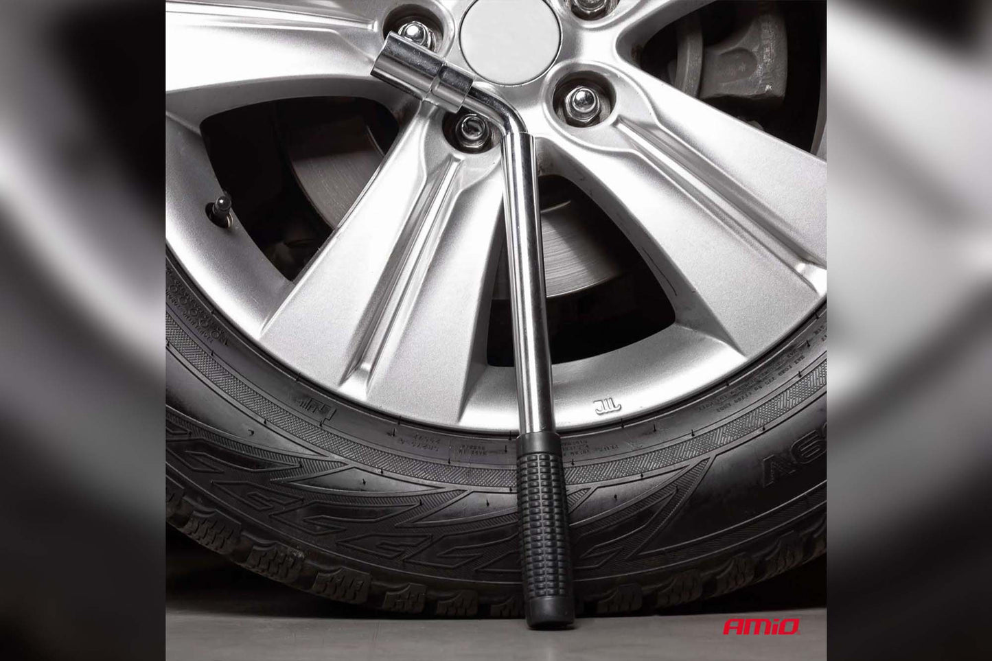 Amio Wrench for unscrewing screws and nuts, with telescopic handle 34-55 cm, with two ends 17/19/21/23 mm
