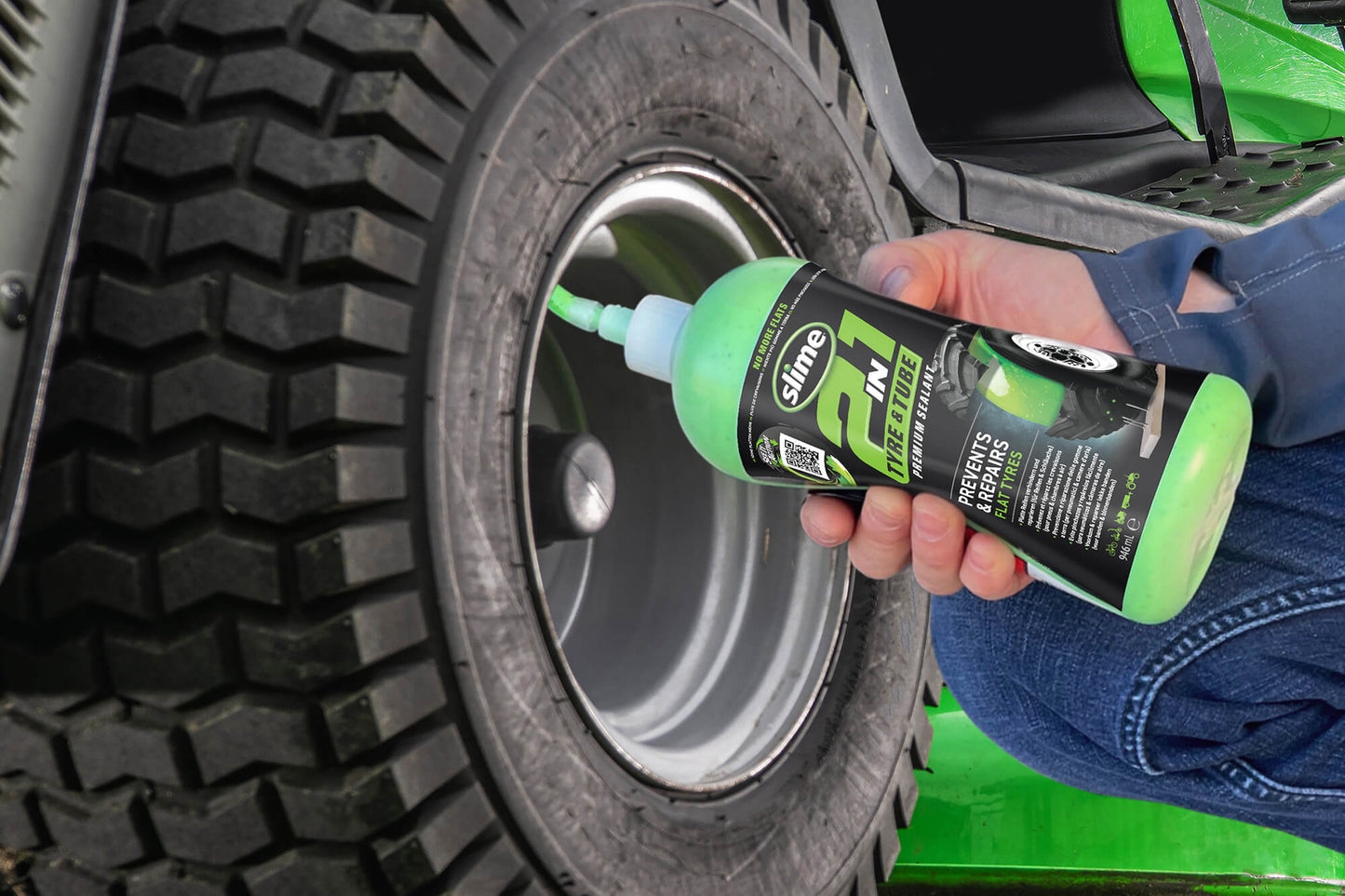 Solutie Slime 2-in-1 pentru anvelope si camere, previne si repara, potrivita pentru toate anvelopele off-road, 946ml