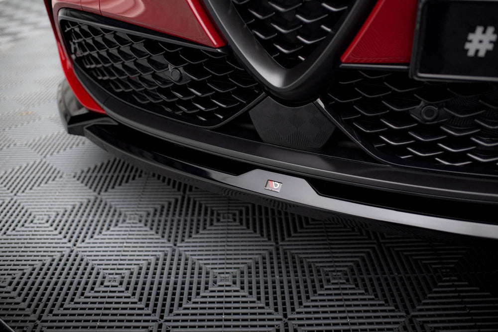 Spoiler Maxton Design versiunea 1 pentru Alfa Romeo Tonale bară față după 2022, negru lucios