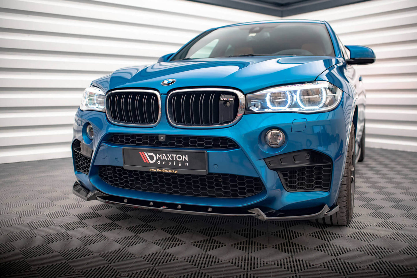 Splitter Maxton Design versiunea 1 pentru bara fata BMW X5M F85, X6M F86 (2014-2018), negru mat