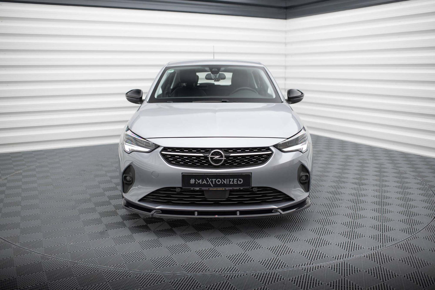 Splitter Maxton Design versiunea 1 pentru bara fata Opel Corsa F dupa 2019, lac negru