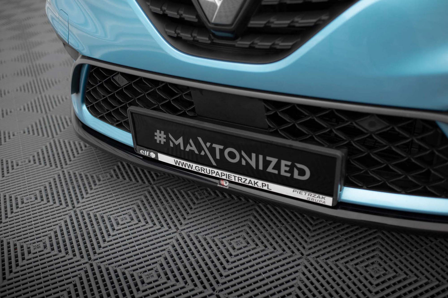Splitter Maxton Design versiunea 2 pentru bara fata RS Line Renault Clio (2019-2023), lac negru