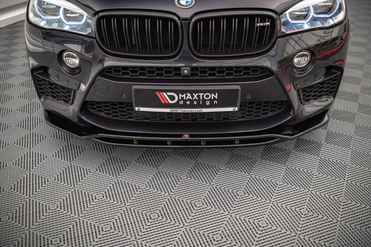 Splitter Maxton Design versiunea 2 pentru bara fata BMW X5M F15 (2014-2018), lac negru